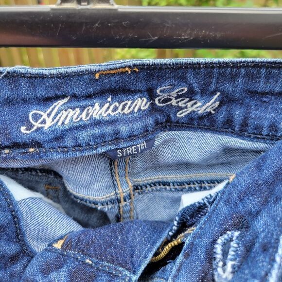 American Eagle Jean Shorts - Picture 6 of 9